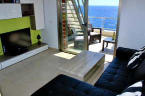 Luxury Ocean View Apartment
